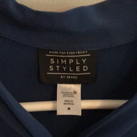 Top - Picture 4 of 4